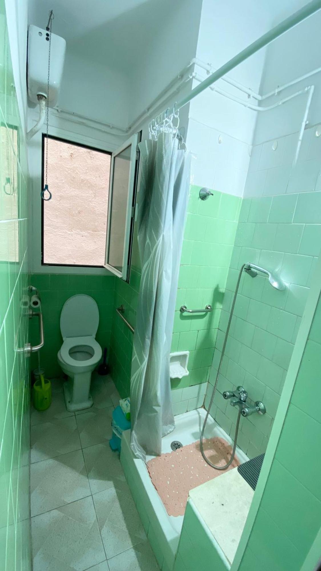Habitacion Barato En Piso Familiar Compartido El Centro De La Ciudad Cerca De La Estacion De Autobuses تاراغونا المظهر الخارجي الصورة